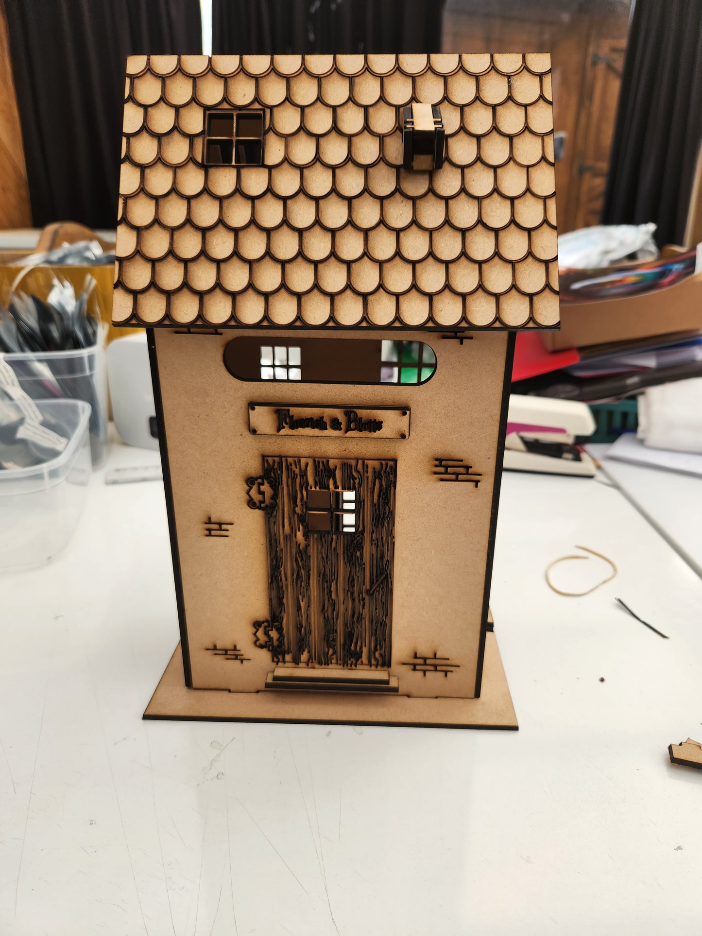 Potter House: Flourish And Blotts Bookstore Kit