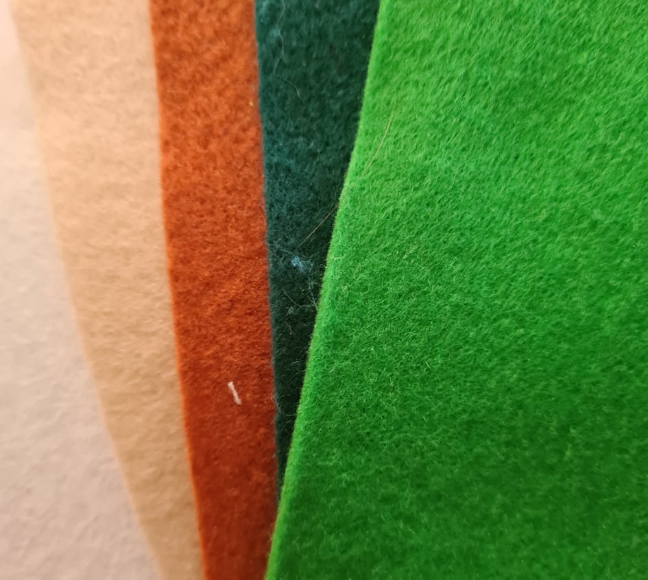 Green-Brown Felt Set