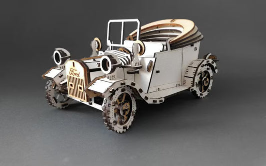 CLASSIC WOODEN RETRO CAR